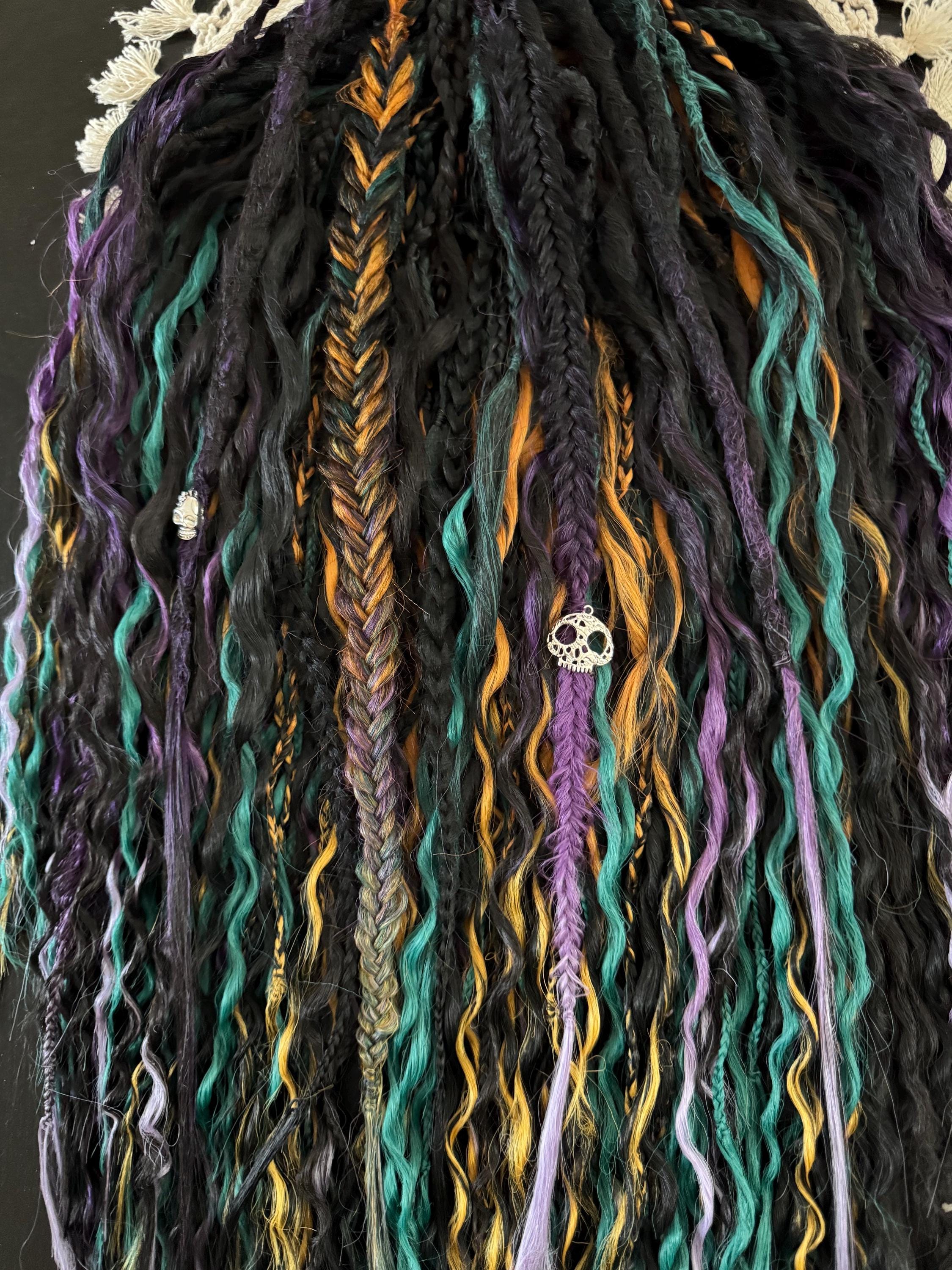 Spooky Vibe Double Ended Wavy Dreads | Skull Charm Dread Set