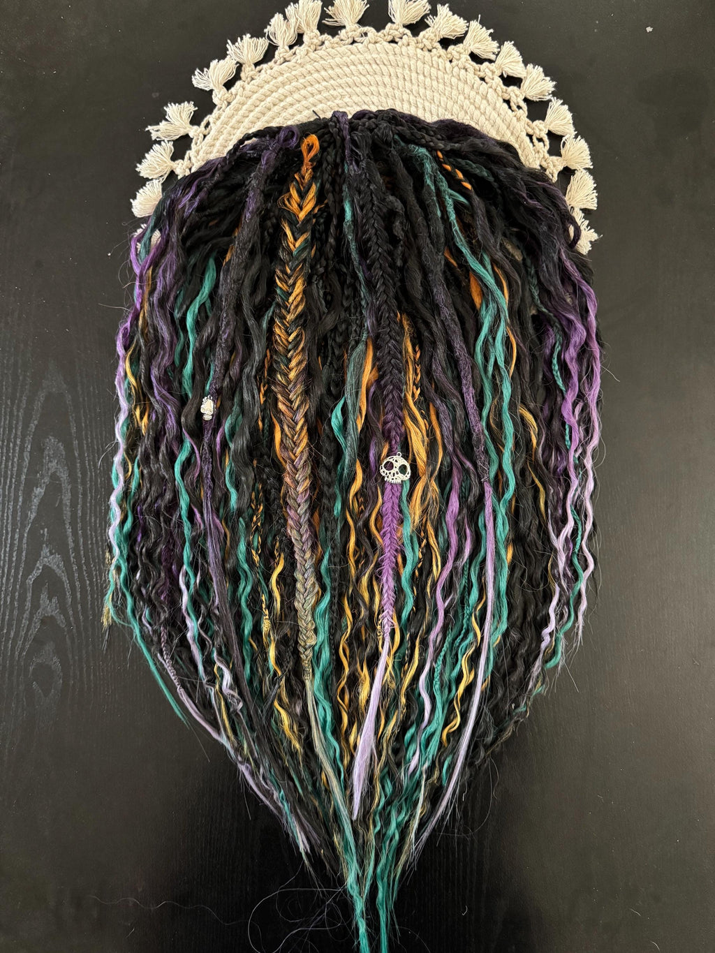 Spooky Vibe Double Ended Wavy Dreads | Skull Charm Dread Set