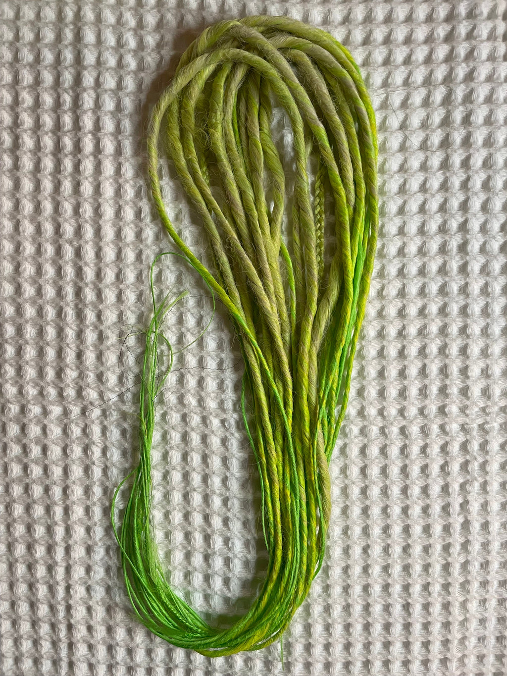 Yellow to Lime Green Ombré Thin Synthetic Dreads | Neon Dread Set with Beads