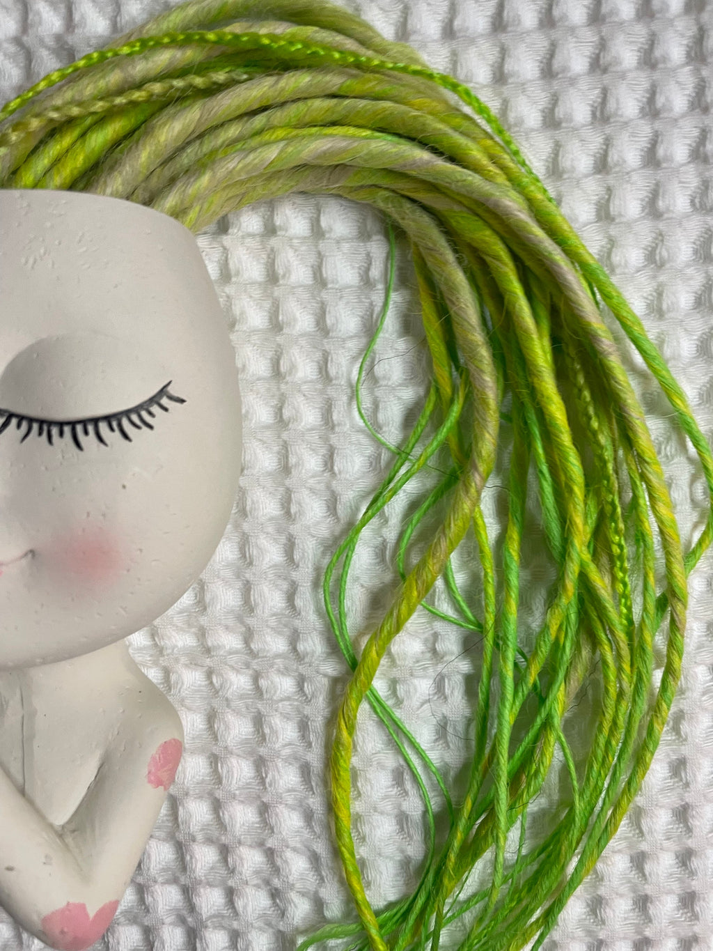 Yellow to Lime Green Ombré Thin Synthetic Dreads | Neon Dread Set with Beads