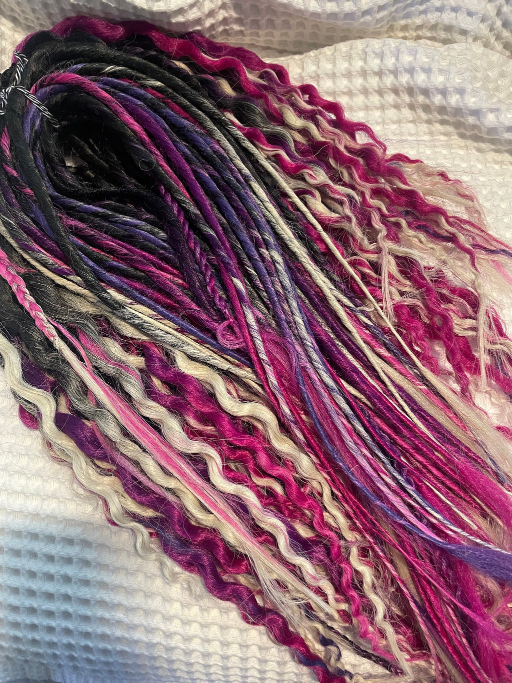 Black to Pink Ombre Wavy Dreads, Synthetic Hair Extensions